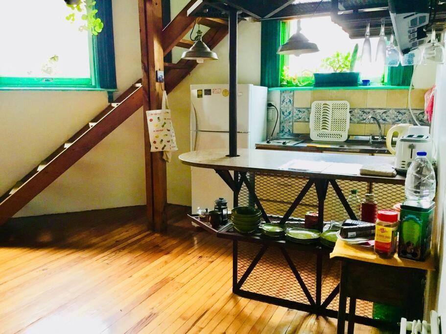 Loft Antiguo Sobre Av De Mayo Buenos Aires
