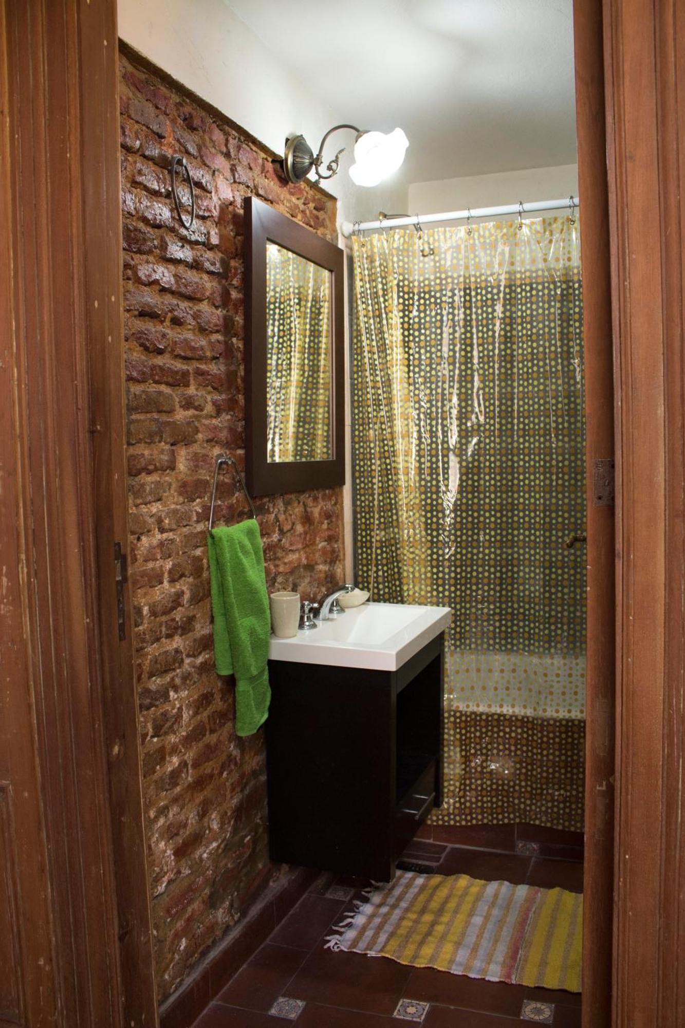 Loft Antiguo Sobre Av De Mayo Apartment Buenos Aires